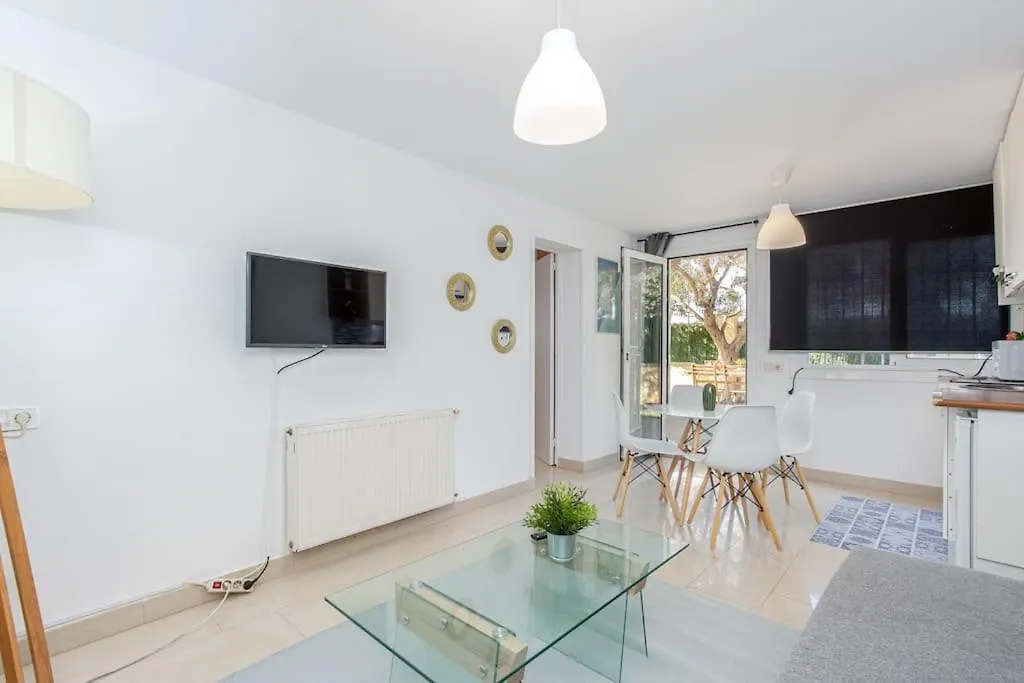 Villa CASITA con jardin, BBQ, wifi, Centro y PLAYA Ampuriabrava